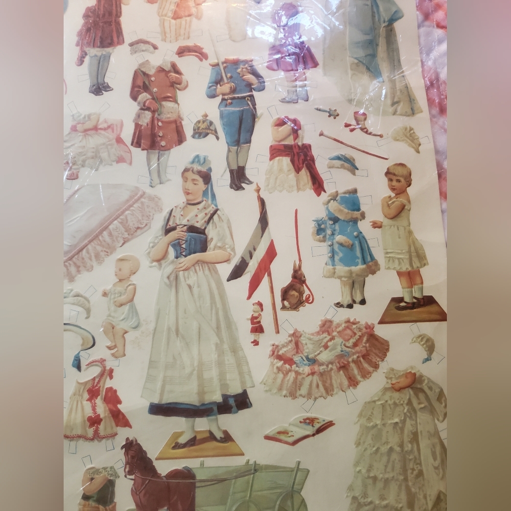 Paper doll Replica Sheet